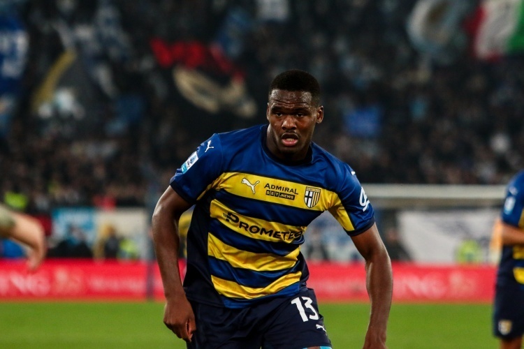 场均传球成 场均传球成