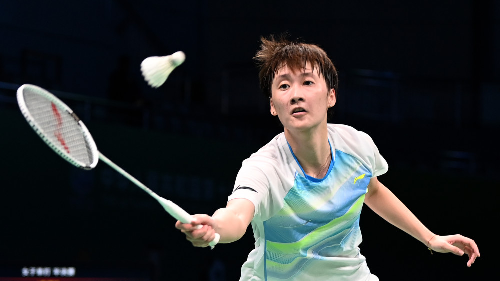 克服球场上 克服球场上