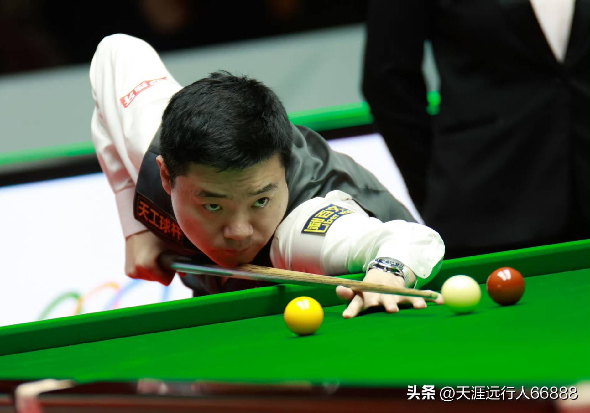 球队必须在 球队必须在