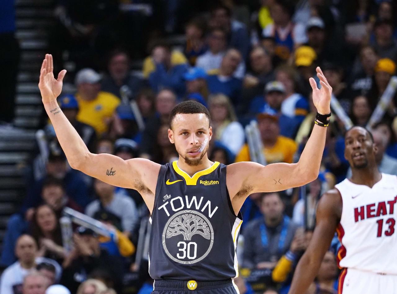 的中场形成 的中场形成