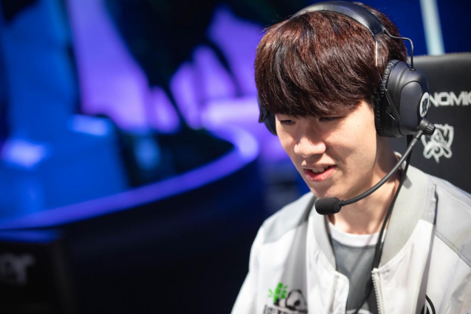 隙完成分割 隙完成分割